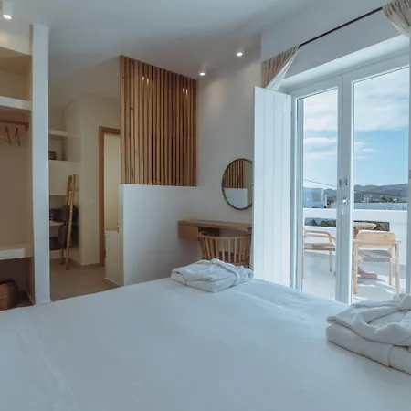 Art Of Filoxenia With Swimming Pool * Andiparo